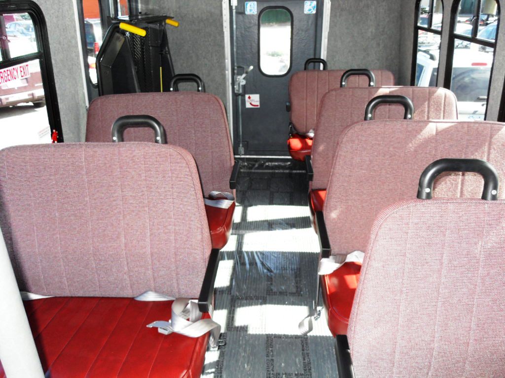 2004 Ford Diamond E350 Bus For Sale